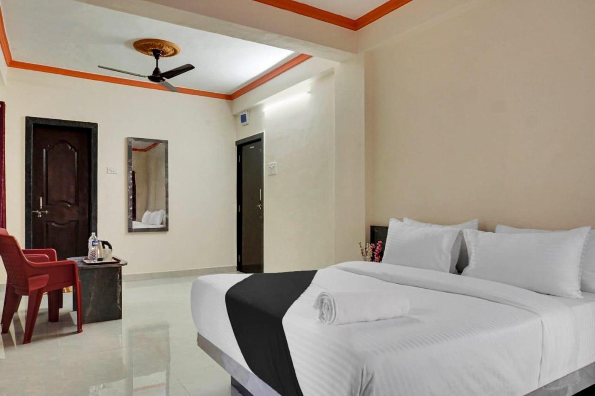 Hotel Paradise-Near Eon It Park Kharadi Pune Exterior foto